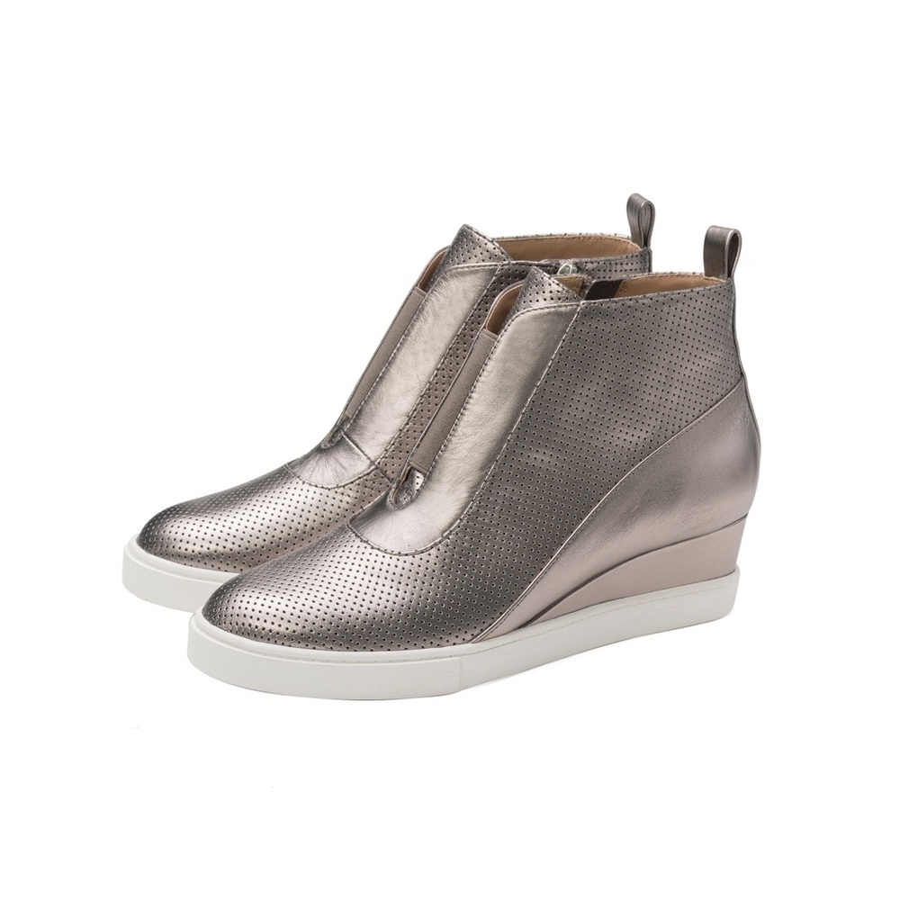 Linea Paolo Metallic Perforated Wedge Sneakers Size 9 LNC